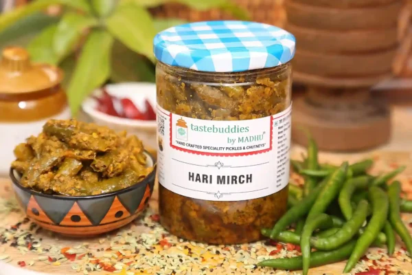 Hari Mirch